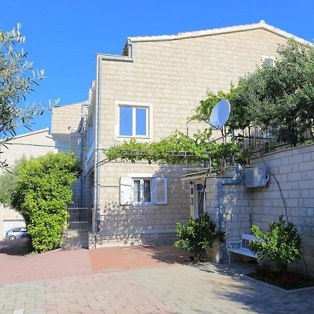 Apartments By The Sea Duce, Omis - 2737 Exterior photo